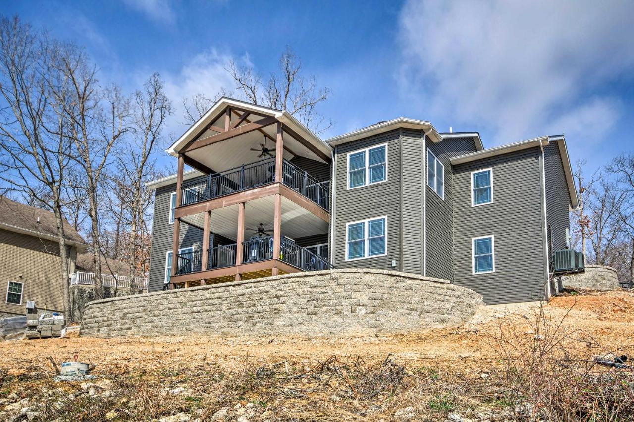 Lakefront Rocky Mount Home With Dock And Fire Pit Extérieur photo